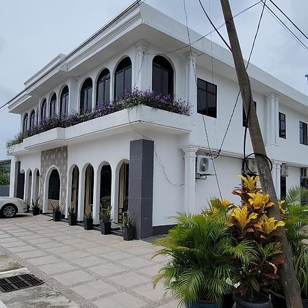 Hotel Shafura 3 Chukai Exterior photo